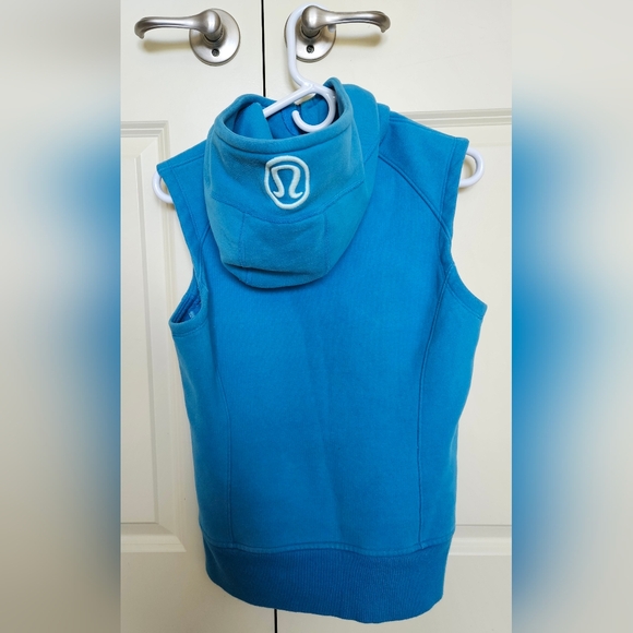 Lululemon Scuba Teal Blue Zip-Up Hoodie Vest Size 8 - Picture 2 of 6